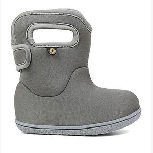 Light gray baby bogs solid boot